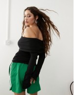 Dani semi sheer asymmetric  long sve top in black