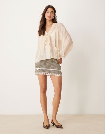tailored lace trim bow mini skirt in check