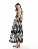v-neck crinkle midi sundress with tiered skirt in abstract print